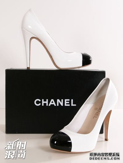 Chanel�ľ���ɫ���ڰ�